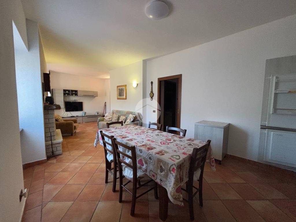 appartamento in vendita ad Adrara San Rocco