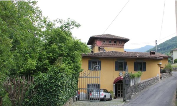 appartamento in vendita ad Adrara San Rocco