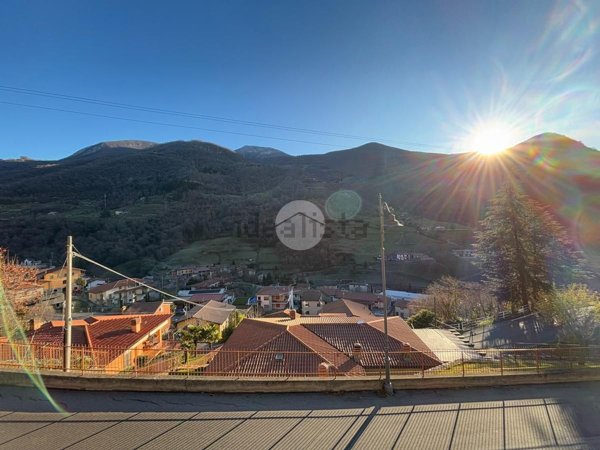 appartamento in vendita ad Adrara San Rocco