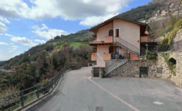 appartamento in vendita ad Adrara San Rocco
