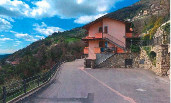 appartamento in vendita ad Adrara San Rocco