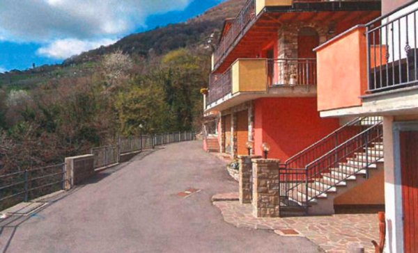 appartamento in vendita ad Adrara San Rocco