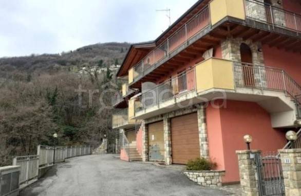 appartamento in vendita ad Adrara San Rocco