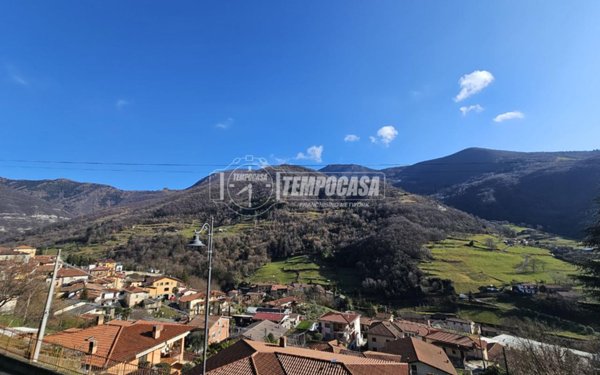 appartamento in vendita ad Adrara San Rocco
