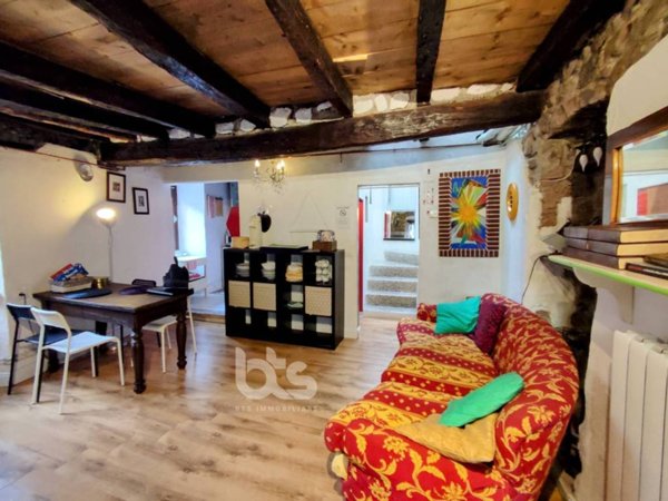 appartamento in vendita ad Adrara San Rocco