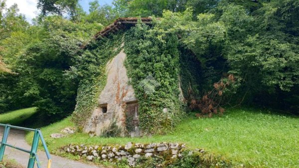 monolocale in vendita ad Adrara San Rocco