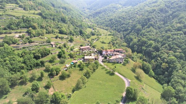 appartamento in vendita ad Adrara San Rocco