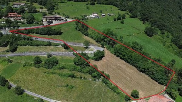 terreno agricolo in vendita ad Adrara San Rocco