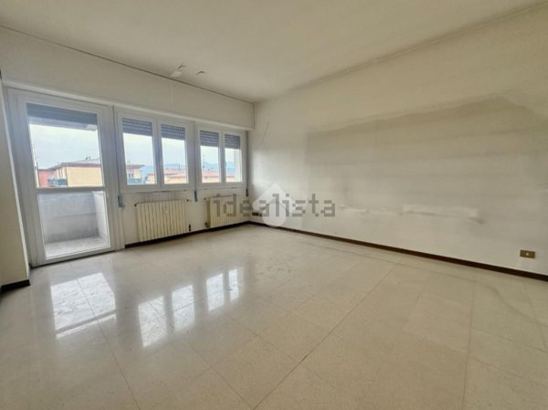 appartamento in vendita ad Albano Sant'Alessandro