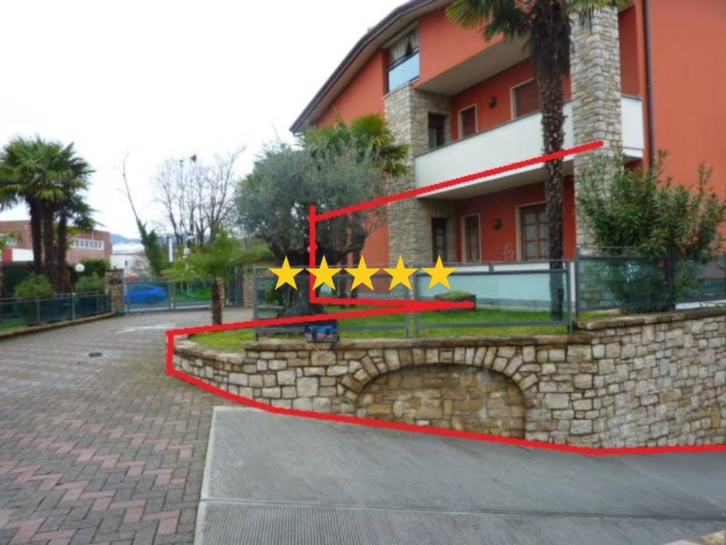 appartamento in vendita ad Albano Sant'Alessandro
