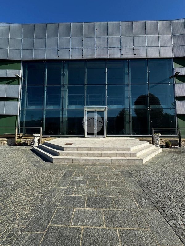 ufficio in vendita ad Albano Sant'Alessandro