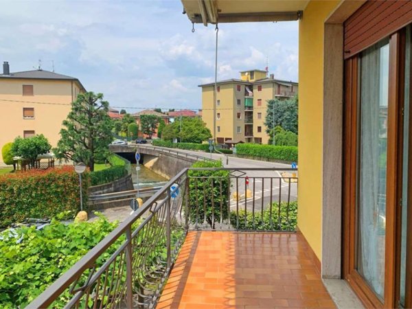 appartamento in vendita ad Albano Sant'Alessandro