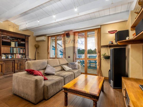 appartamento in vendita ad Albano Sant'Alessandro