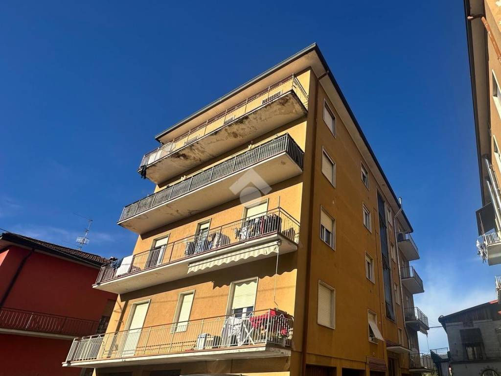 appartamento in vendita ad Albano Sant'Alessandro