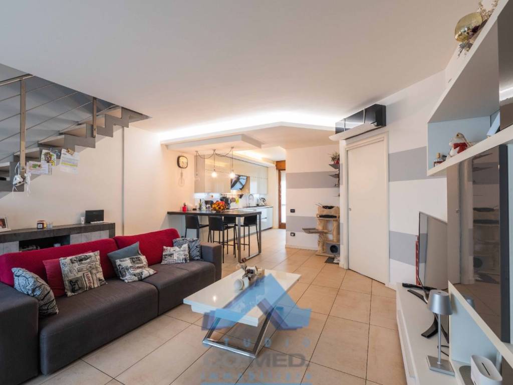 appartamento in vendita ad Albano Sant'Alessandro