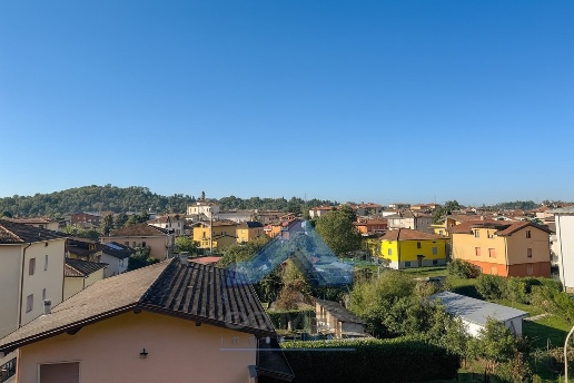 appartamento in vendita ad Albano Sant'Alessandro