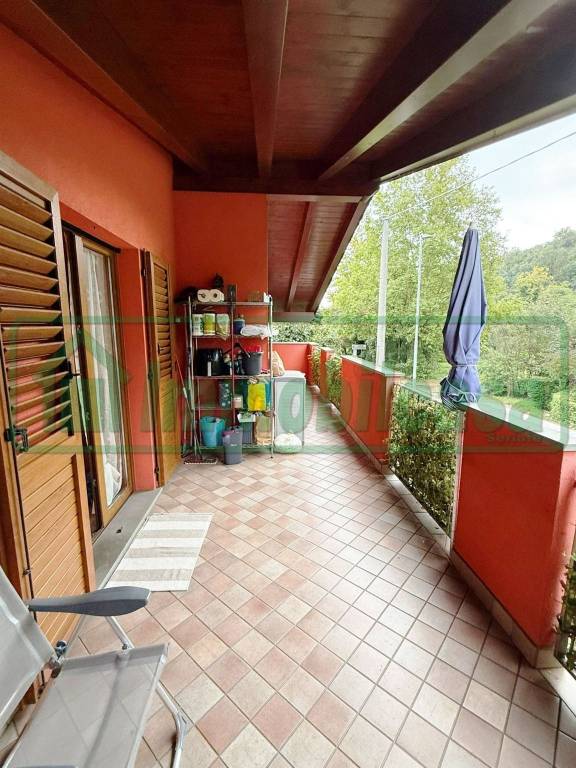 casa indipendente in vendita ad Albano Sant'Alessandro