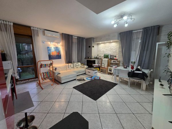 appartamento in vendita ad Albano Sant'Alessandro