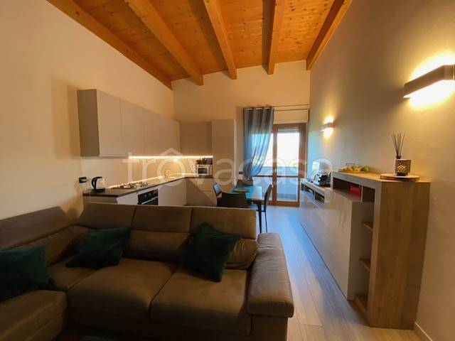 appartamento in vendita ad Albano Sant'Alessandro