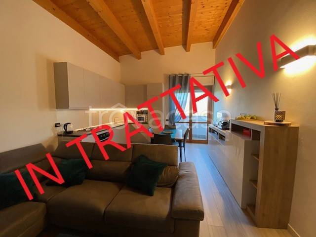 appartamento in vendita ad Albano Sant'Alessandro