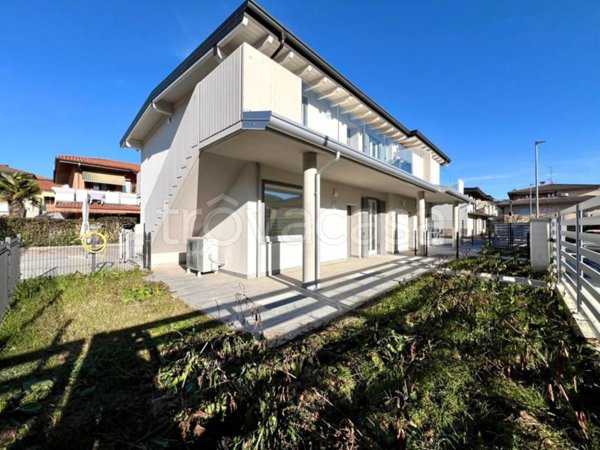 appartamento in vendita ad Albano Sant'Alessandro