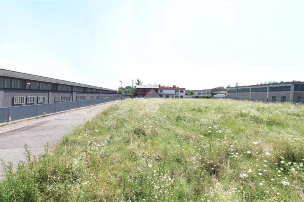 terreno edificabile in vendita ad Albano Sant'Alessandro