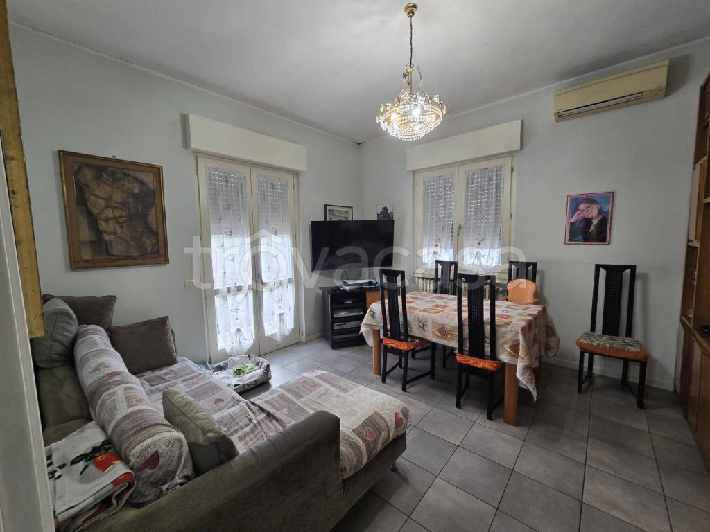 appartamento in vendita ad Albano Sant'Alessandro