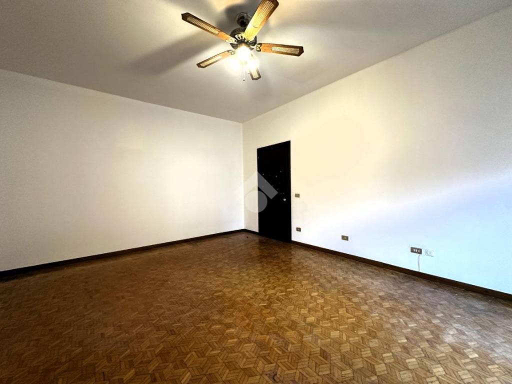 appartamento in vendita ad Albano Sant'Alessandro