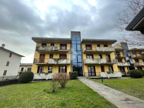 appartamento in vendita ad Albano Sant'Alessandro