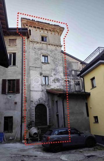 casa indipendente in vendita ad Albano Sant'Alessandro