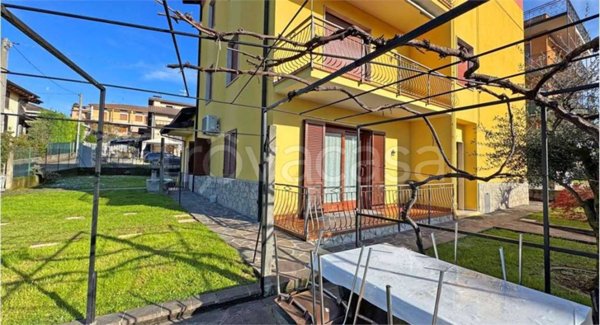 appartamento in vendita ad Albano Sant'Alessandro