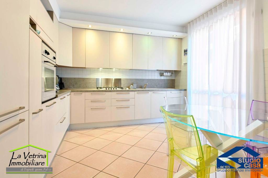 appartamento in vendita ad Albano Sant'Alessandro