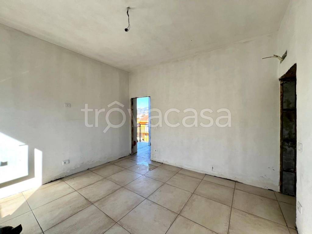 appartamento in vendita ad Albano Sant'Alessandro