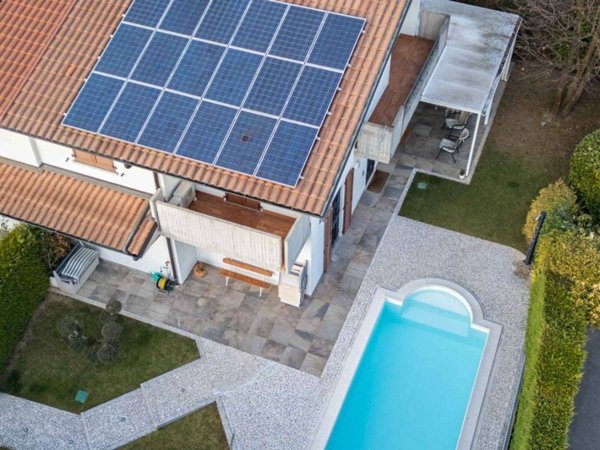 casa indipendente in vendita ad Albano Sant'Alessandro