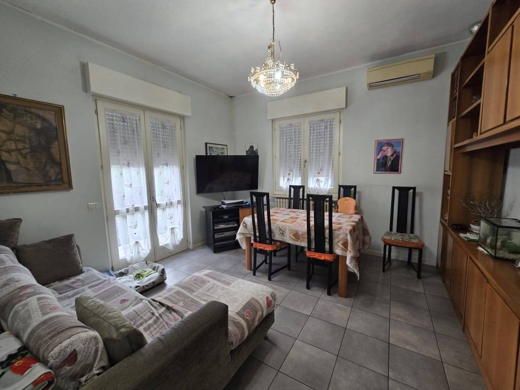 appartamento in vendita ad Albano Sant'Alessandro