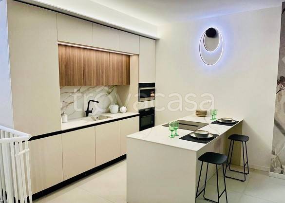 appartamento in vendita ad Albano Sant'Alessandro