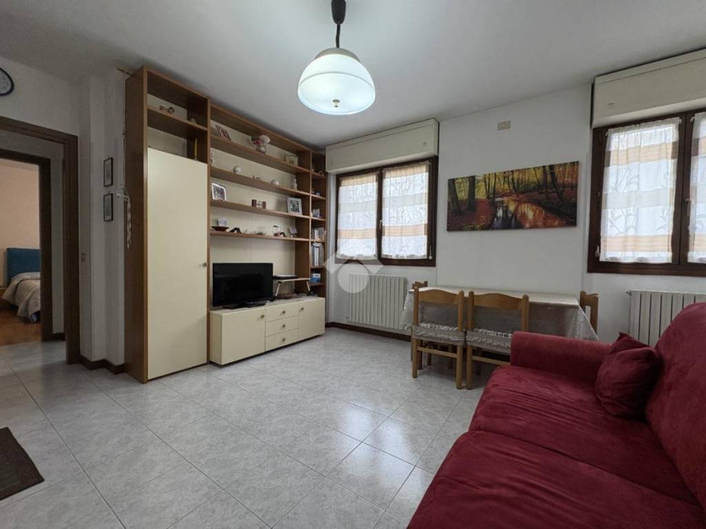 appartamento in vendita ad Albano Sant'Alessandro