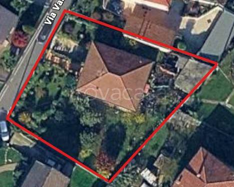 terreno edificabile in vendita ad Albano Sant'Alessandro