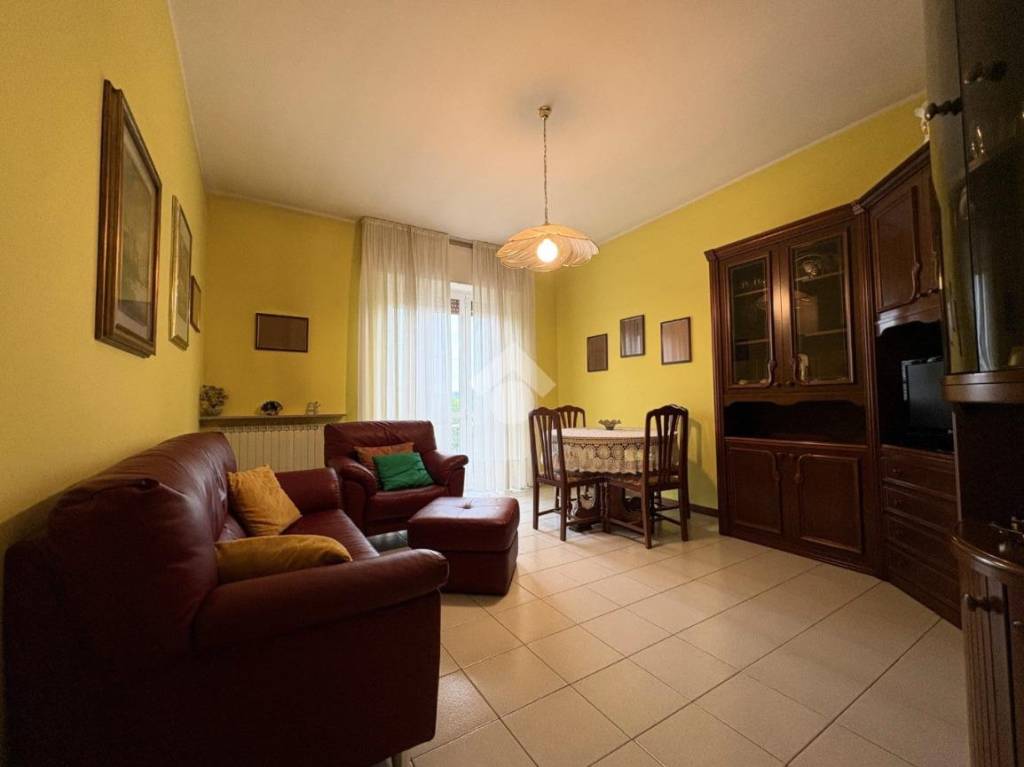 appartamento in vendita ad Albano Sant'Alessandro