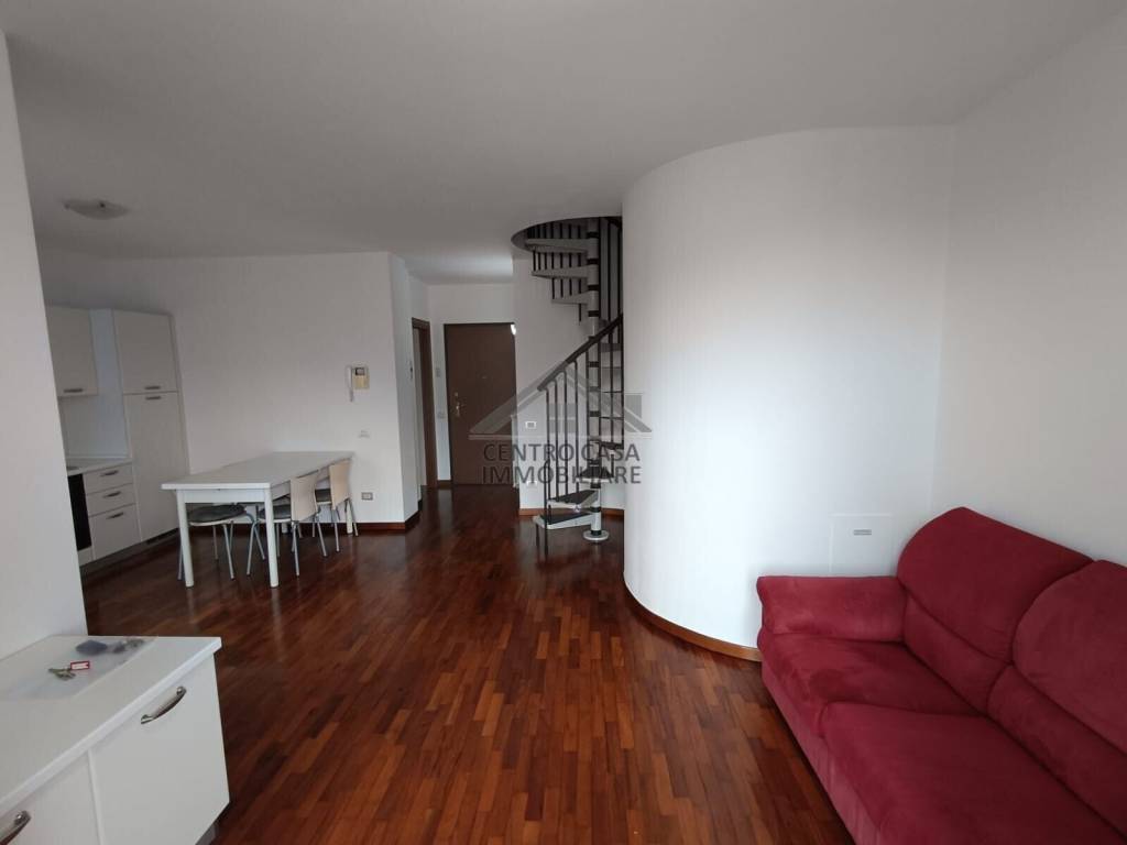 appartamento in vendita ad Albano Sant'Alessandro