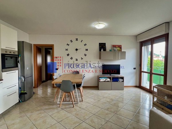 appartamento in vendita ad Albano Sant'Alessandro