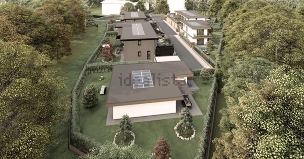 casa indipendente in vendita ad Albano Sant'Alessandro
