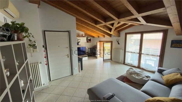 appartamento in vendita ad Albano Sant'Alessandro