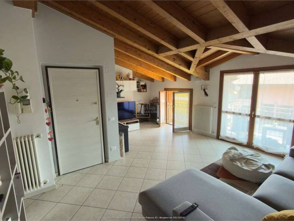 appartamento in vendita ad Albano Sant'Alessandro
