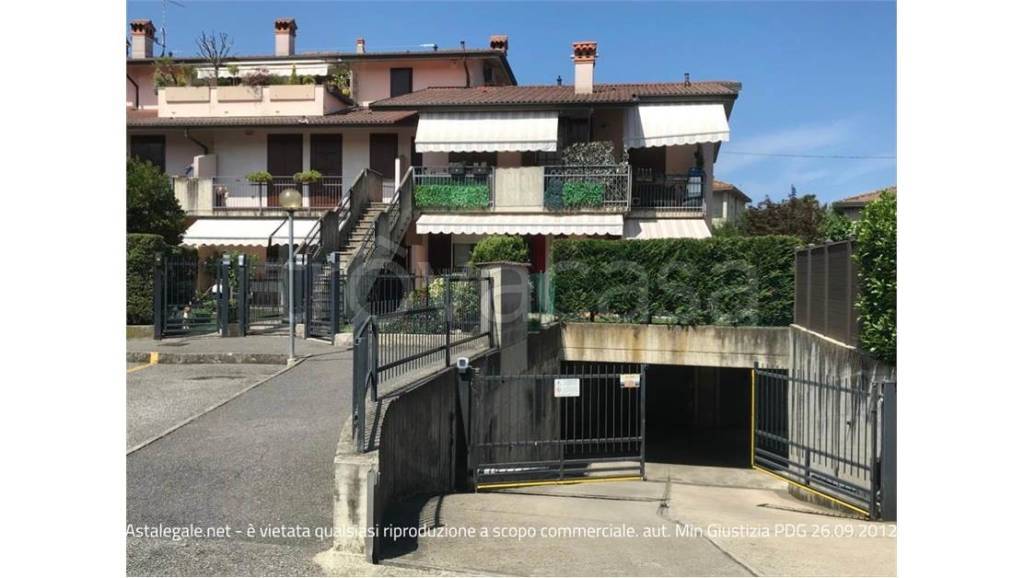 appartamento in vendita ad Albano Sant'Alessandro