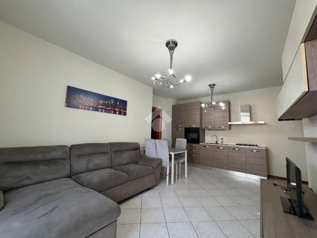 appartamento in vendita ad Albano Sant'Alessandro