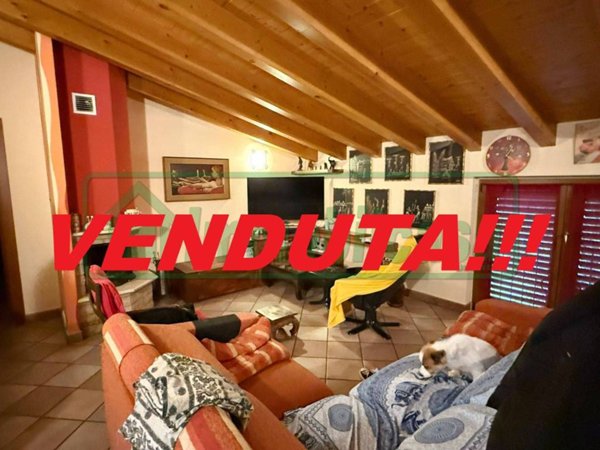casa indipendente in vendita ad Albano Sant'Alessandro