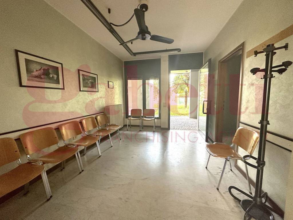 appartamento in vendita ad Albano Sant'Alessandro