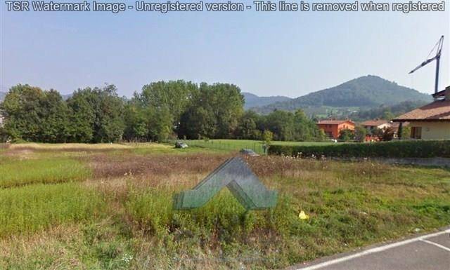 terreno in vendita ad Albano Sant'Alessandro