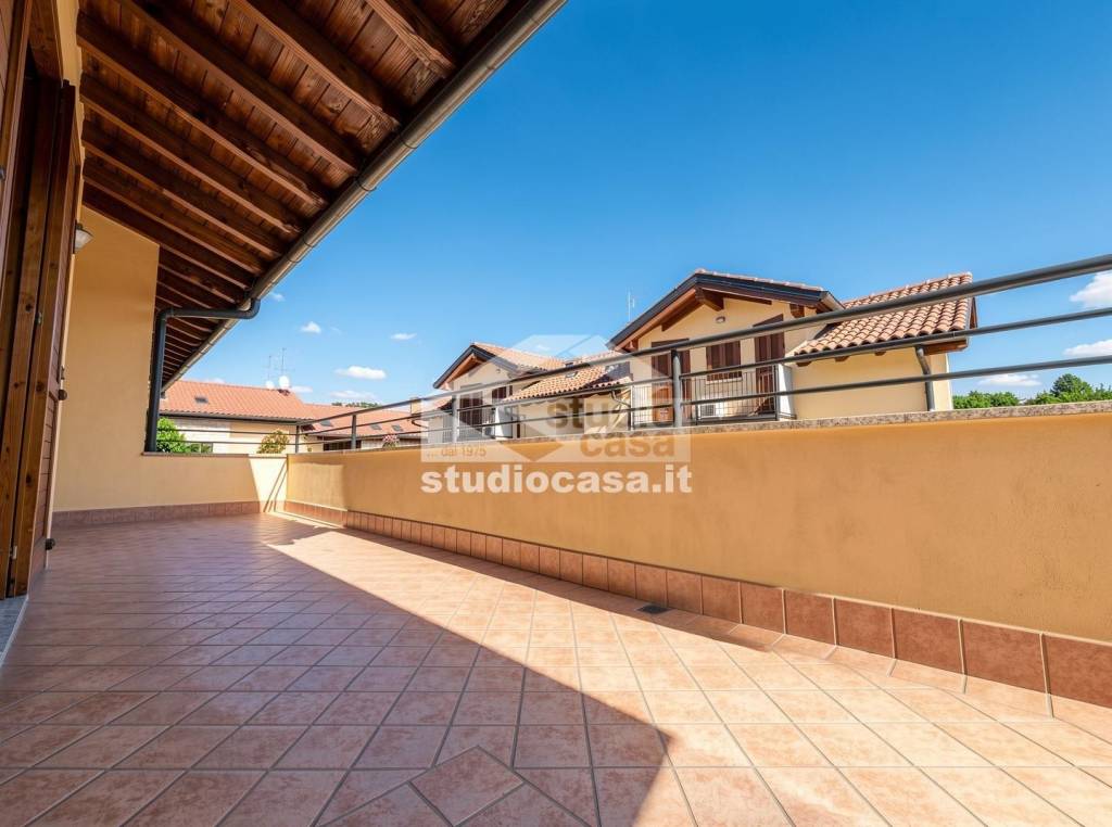 appartamento in vendita ad Albano Sant'Alessandro
